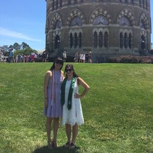 Meet your Posher, Alexis